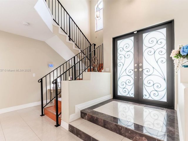 Продажа дома по адресу 4665 SW 159th Ct - фото 6238315