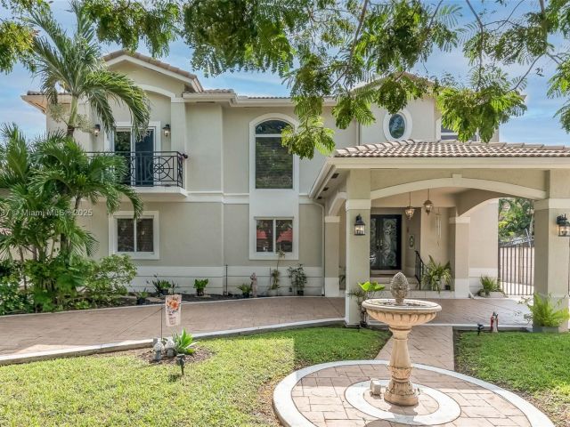 Продажа дома по адресу 4665 SW 159th Ct - фото 6238319