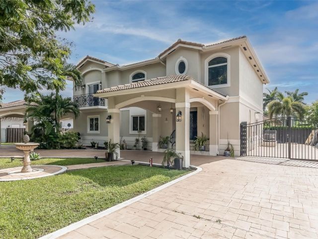 Продажа дома по адресу 4665 SW 159th Ct - фото 6238320