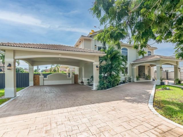 Продажа дома по адресу 4665 SW 159th Ct - фото 6238321