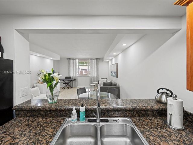 Продажа квартиры #412 - фото 6248710