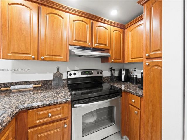 Продажа квартиры #412 - фото 6248715