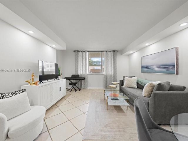 Продажа квартиры #412 - фото 6248724