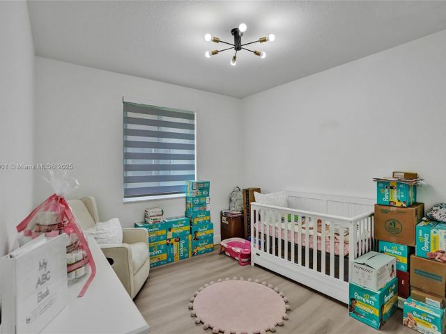 Продажа дома по адресу 20629 NW 12th Ct - фото 6254264