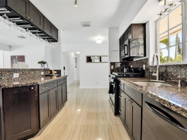 Дом в аренду по адресу  - фото 6240587