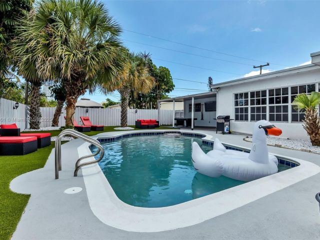 Дом в аренду по адресу  - фото 6240599