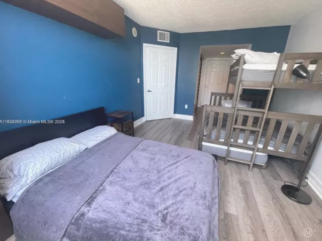 Продажа квартиры #1401 - фото 6241635