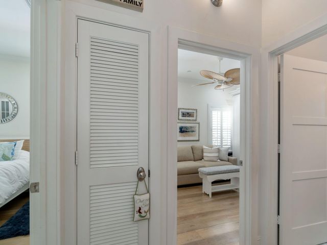 Дом в аренду по адресу 2225 S Ocean Boulevard 2 - фото 6252934