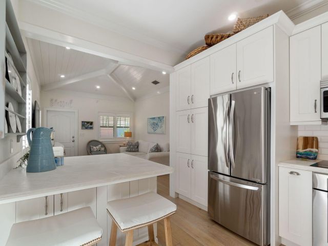 Дом в аренду по адресу 2225 S Ocean Boulevard 2 - фото 6252941