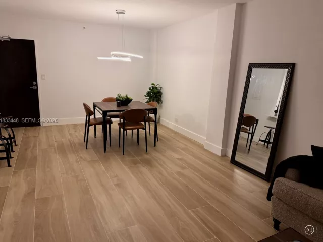 Квартира в аренду номер724S - фото 7488274