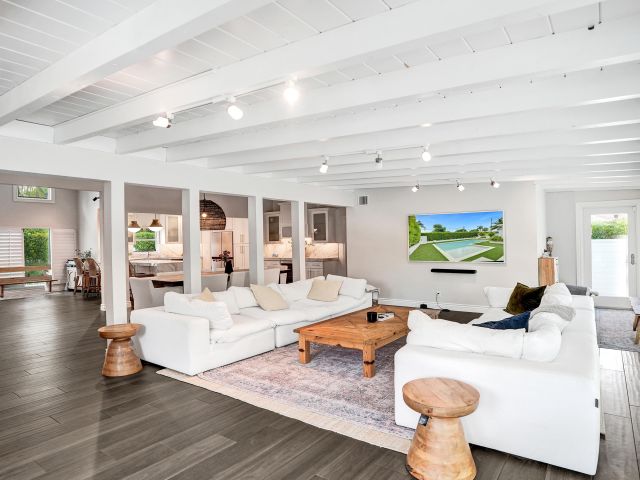 Дом в аренду по адресу 915 N Swinton Avenue - фото 6252867