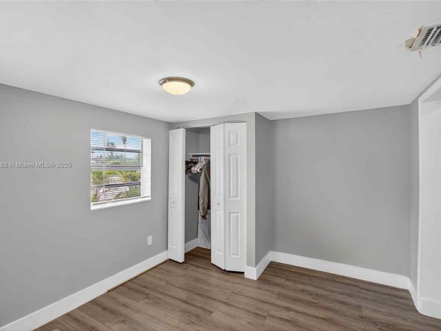 Продажа дома по адресу 8224 NW 1st Pl - фото 6253818