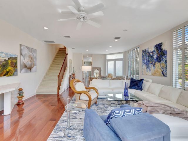 Дом в аренду по адресу 2115 S Ocean Boulevard 14 - фото 6252825