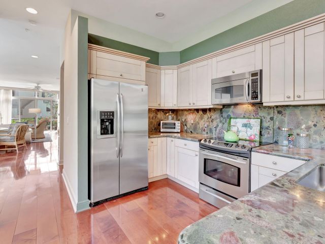 Дом в аренду по адресу 2115 S Ocean Boulevard 14 - фото 6676883