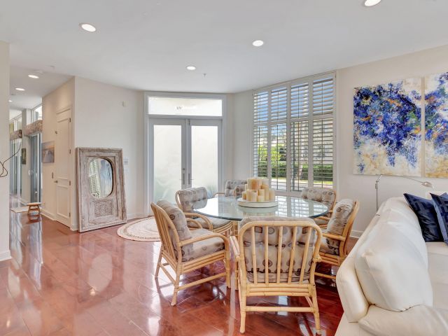 Дом в аренду по адресу 2115 S Ocean Boulevard 14 - фото 6676885