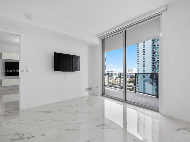 Продажа квартиры #1503 - фото 6283100