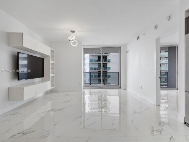 Продажа квартиры #1503 - фото 6283102