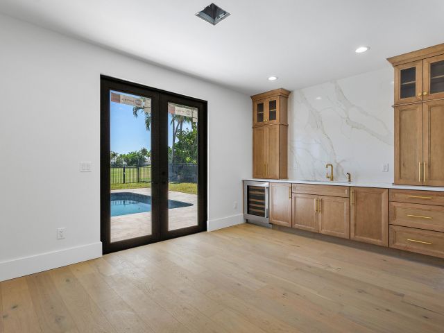 Продажа дома по адресу 7536 Fenwick Place - фото 6251736