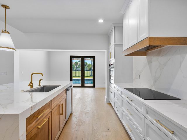 Продажа дома по адресу 7536 Fenwick Place - фото 6251737