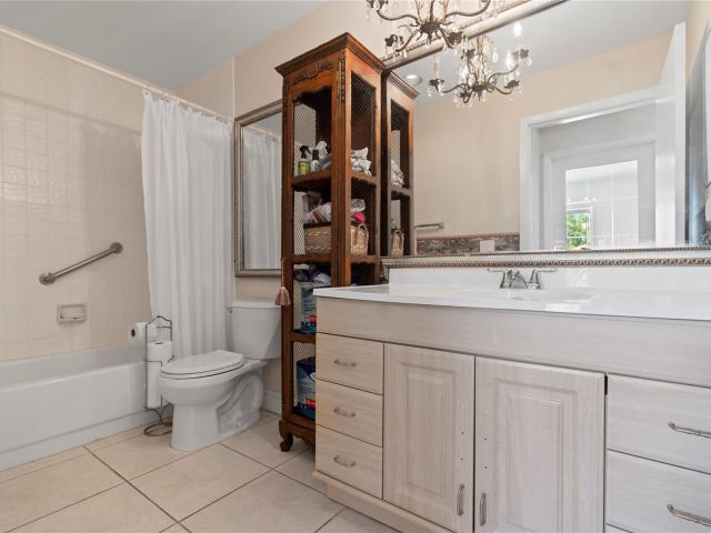 Продажа дома по адресу 9381 Aegean Dr - фото 6251745