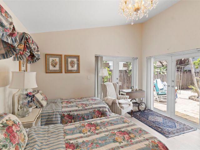 Продажа дома по адресу 9381 Aegean Dr - фото 6251749