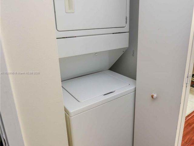 Продажа квартиры #3918 - фото 6264030