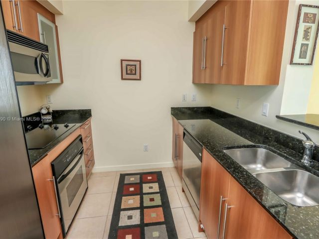 Продажа квартиры #3918 - фото 6264035