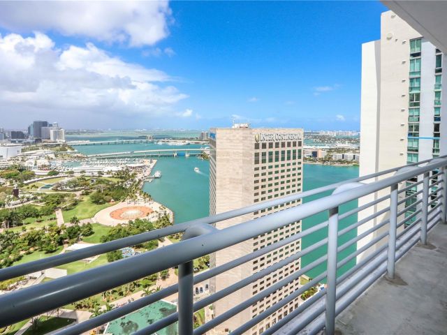 Продажа квартиры #3918 - фото 6264045