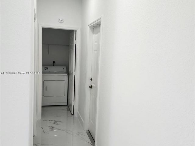 Продажа дома по адресу 8465 NW 108th Path - фото 6243516