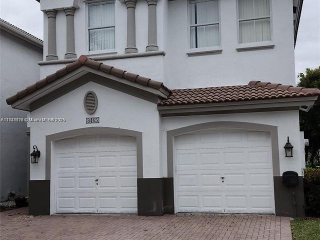 Продажа дома по адресу 8465 NW 108th Path - фото 6243521