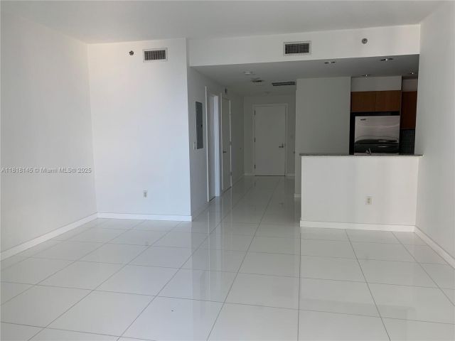 Продажа квартиры #3206 - фото 6243723