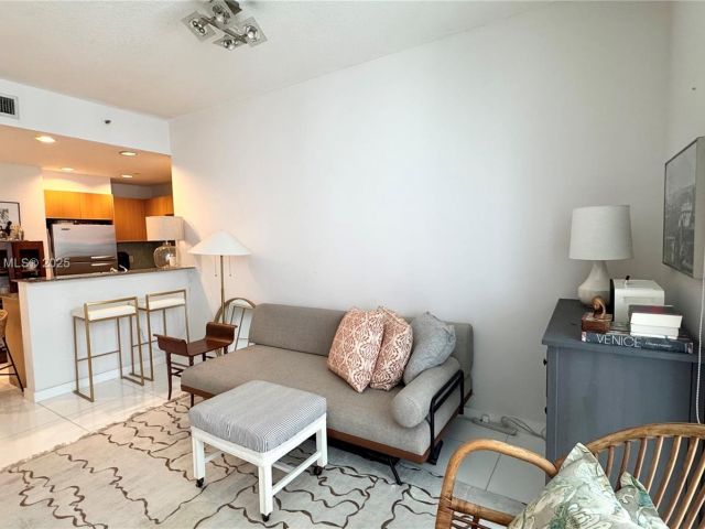 Продажа квартиры #3206 - фото 6243731