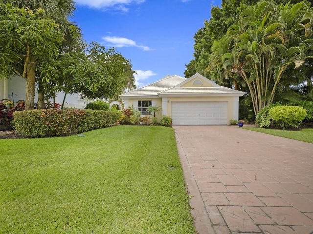 Продажа дома по адресу 9358 Heathridge Drive - фото 6893665