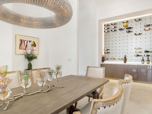 Продажа дома по адресу 1504 Breakers West Boulevard - фото 6245224