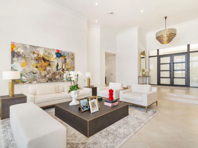 Продажа дома по адресу 1504 Breakers West Boulevard - фото 6245230