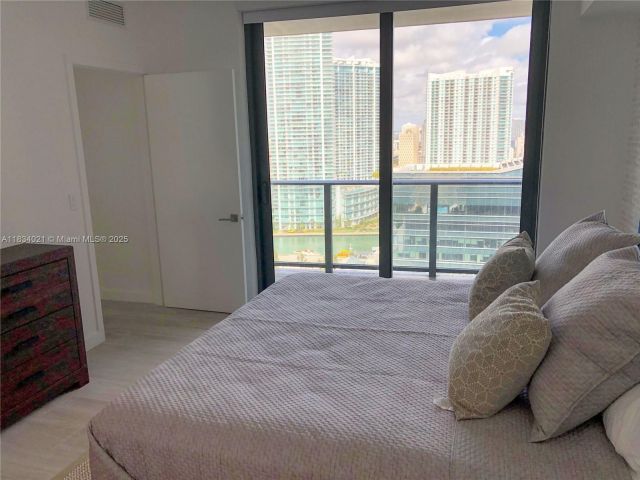 Квартира в аренду номер - фото 6807493