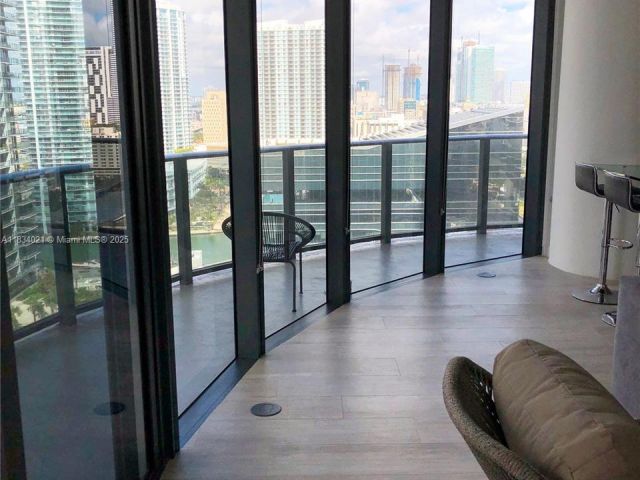 Квартира в аренду номер - фото 6807496