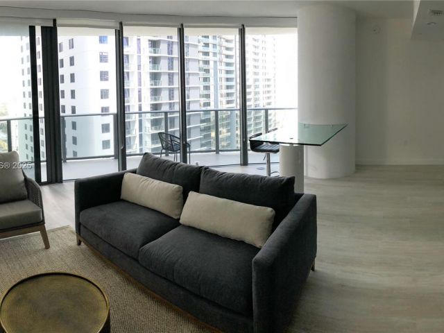 Квартира в аренду номер - фото 6807498