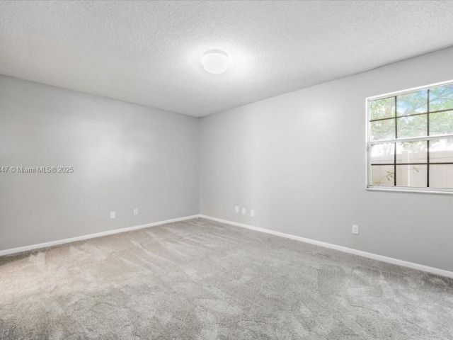 Продажа дома по адресу 5366 214th Ct S - фото 6268775