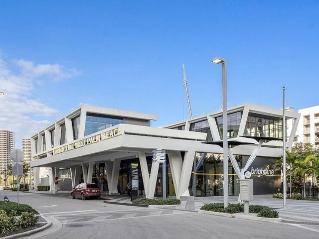 Продажа дома по адресу 7932 Flagler Court - фото 6245200