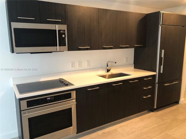 Продажа квартиры #3009 - фото 6767585