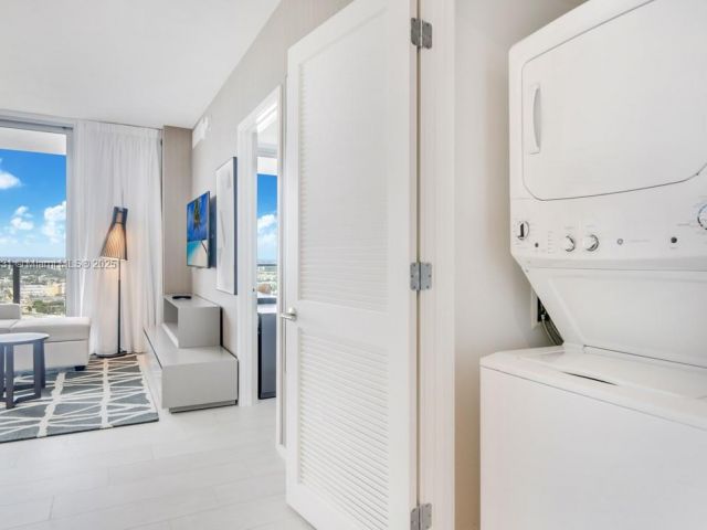 Продажа квартиры #R1406 - фото 6246391