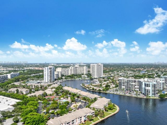 Продажа квартиры #R1406 - фото 6246396