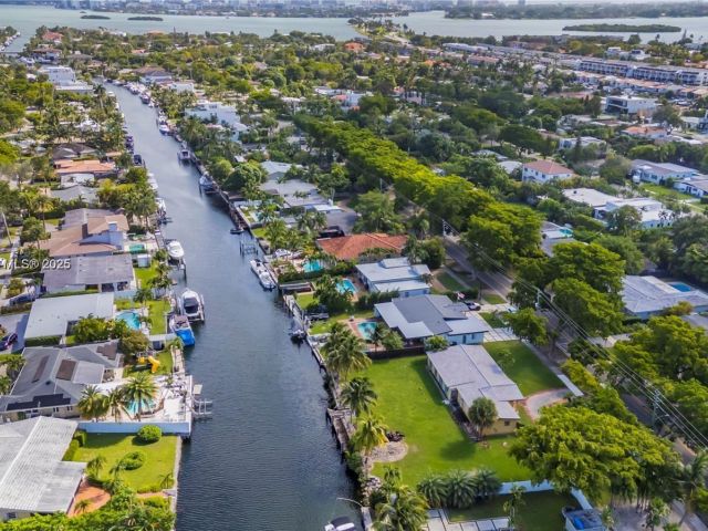 Продажа дома по адресу 1865 KEYSTONE BL - фото 6244254