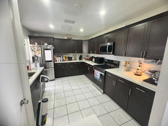 Продажа дома по адресу 20210 SW 112th Pl - фото 6245356