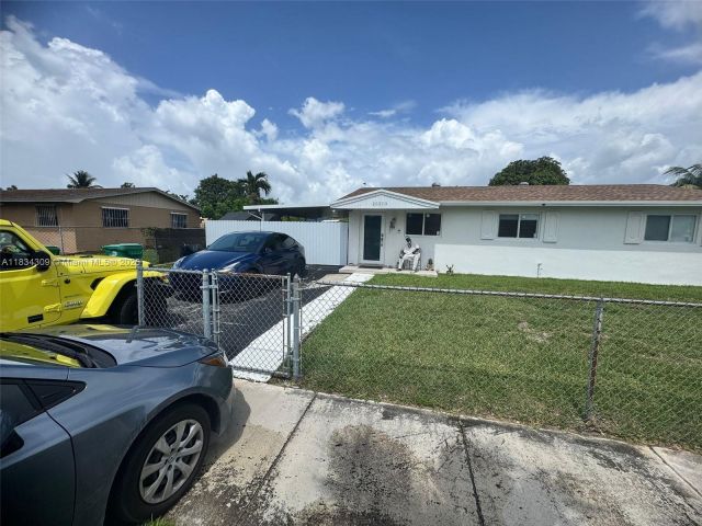 Продажа дома по адресу 20210 SW 112th Pl - фото 6245365