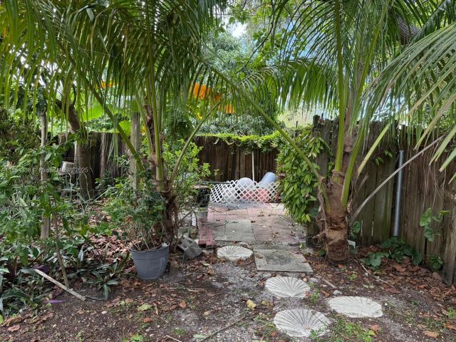 Продажа дома по адресу 1535 NE 171st St - фото 6284585