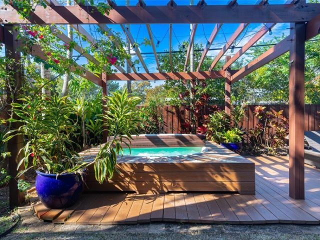 Продажа дома по адресу 1317 SW 18th Ave - фото 6246869