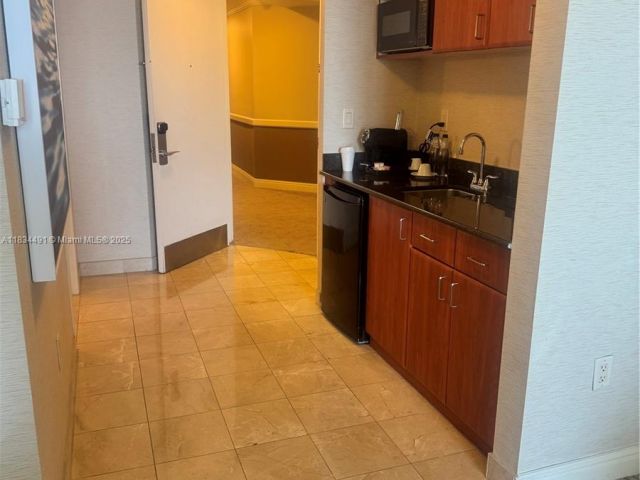 Продажа квартиры #1810 - фото 6247905