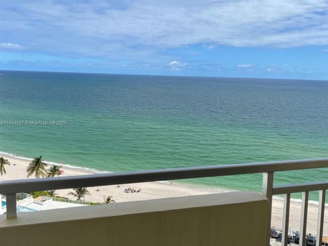 Продажа квартиры #1602 - фото 6247060